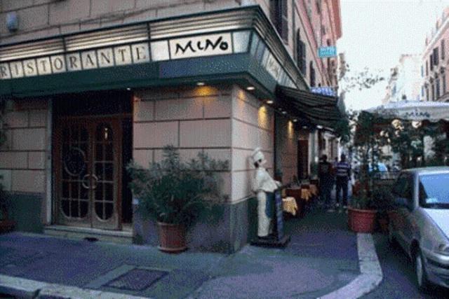 Viennese Due Hotel Rome Bagian luar foto